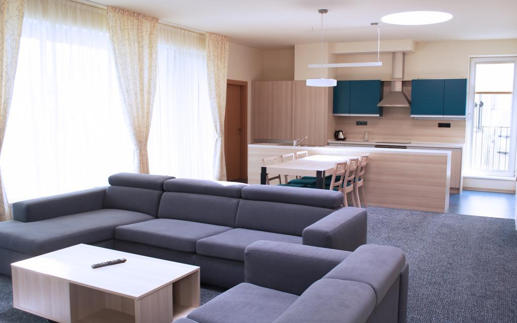 Hotel 99 Chomutov Oda fotoğraf