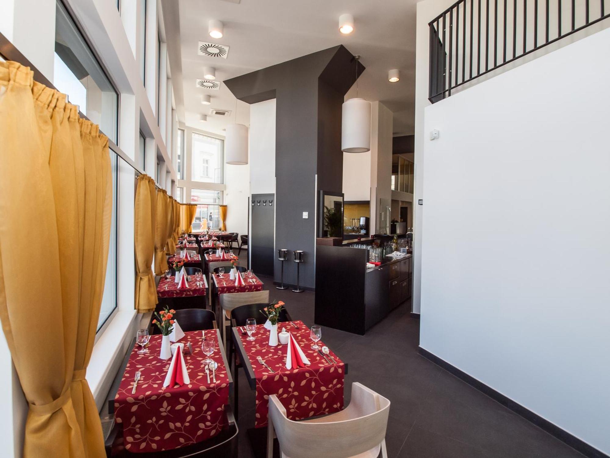 Hotel 99 Chomutov Dış mekan fotoğraf