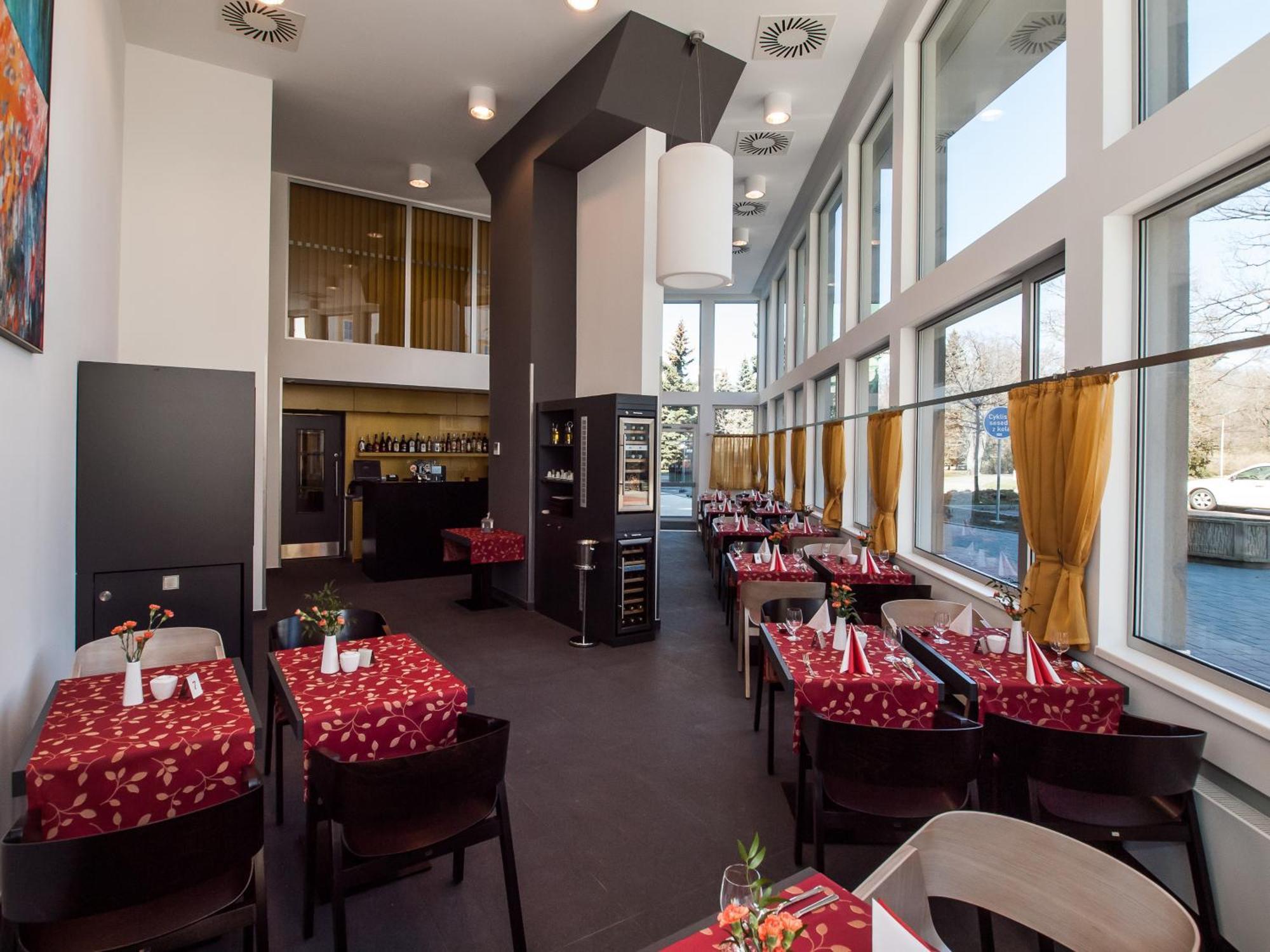 Hotel 99 Chomutov Dış mekan fotoğraf